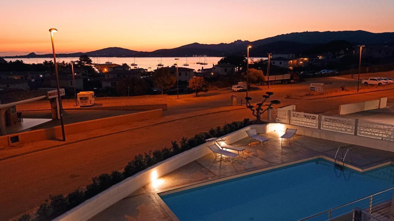Welcomely - White Terrace - Condominio Acqualife Cannigione Buitenkant foto